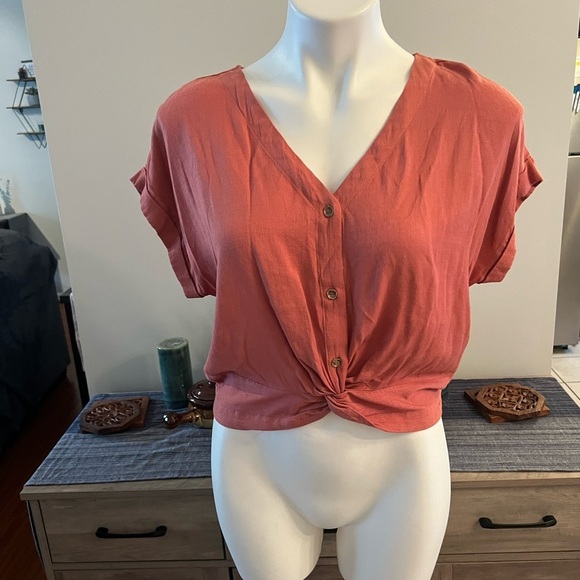 Sweet wanderer salmon orange cropped top - Picture 1 of 3